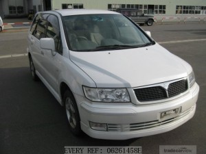 Mitsubishi Chariot Grandis