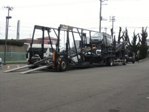 Large trucks for carrying vehicles