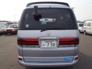 TOYOTA REGIUS WAGON