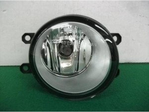 160803Corolla Fielder ZRE142_Fog light RH 01 (1)