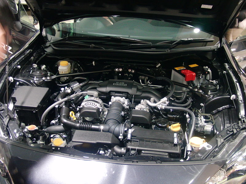 800px-Engine_room_of_Subaru_BRZ