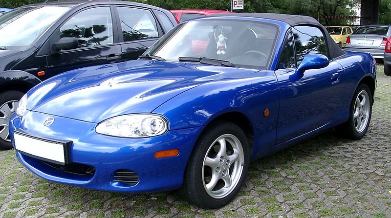 800px-Mazda_MX-5_front_20080711