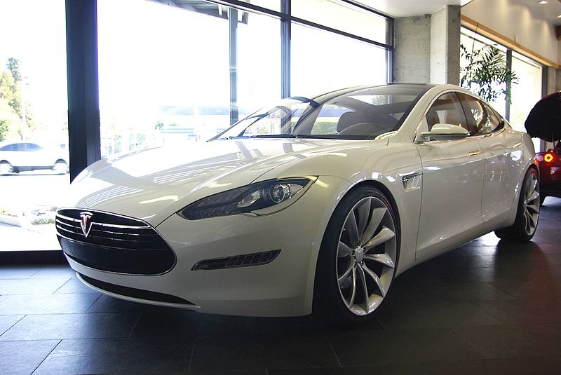 800px-TeslaModelSsedan