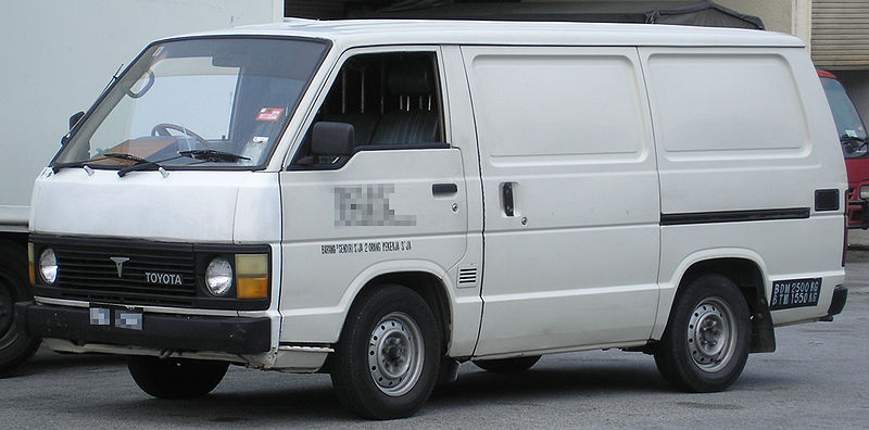 toyota van old model