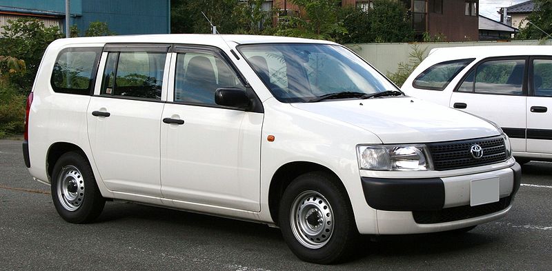 800px-Toyota_Probox_Van_DX