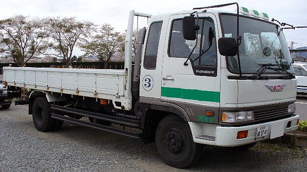 Hino_Ranger_1989