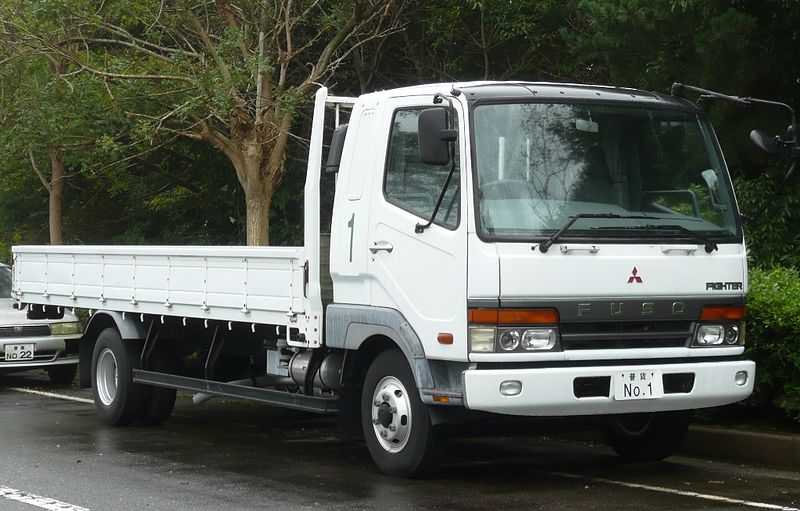 Митсубиси fuso fighter