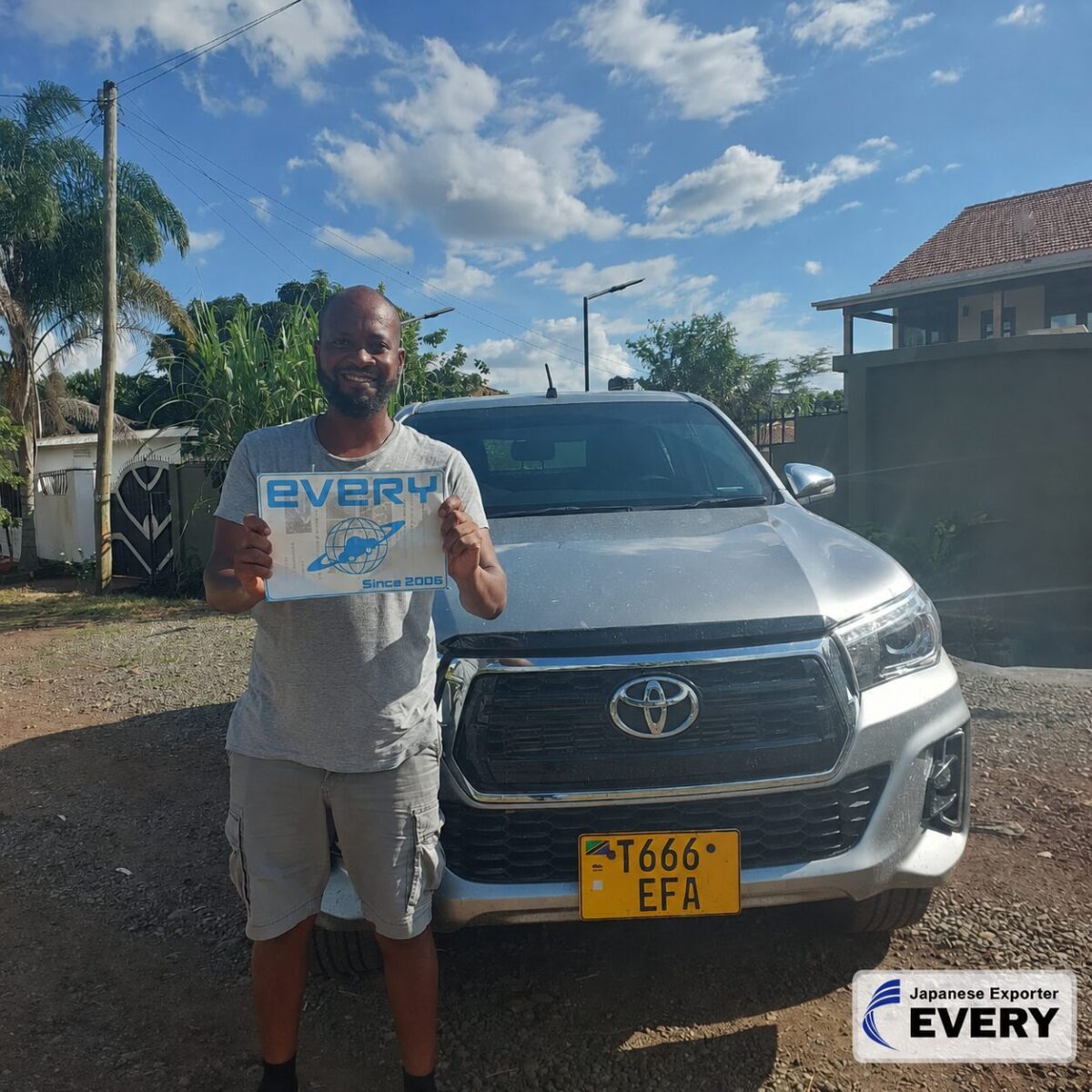 2018 silver TOYOTA HILUX Double Cab 4WD exported from Japan to a customer in Tanzania