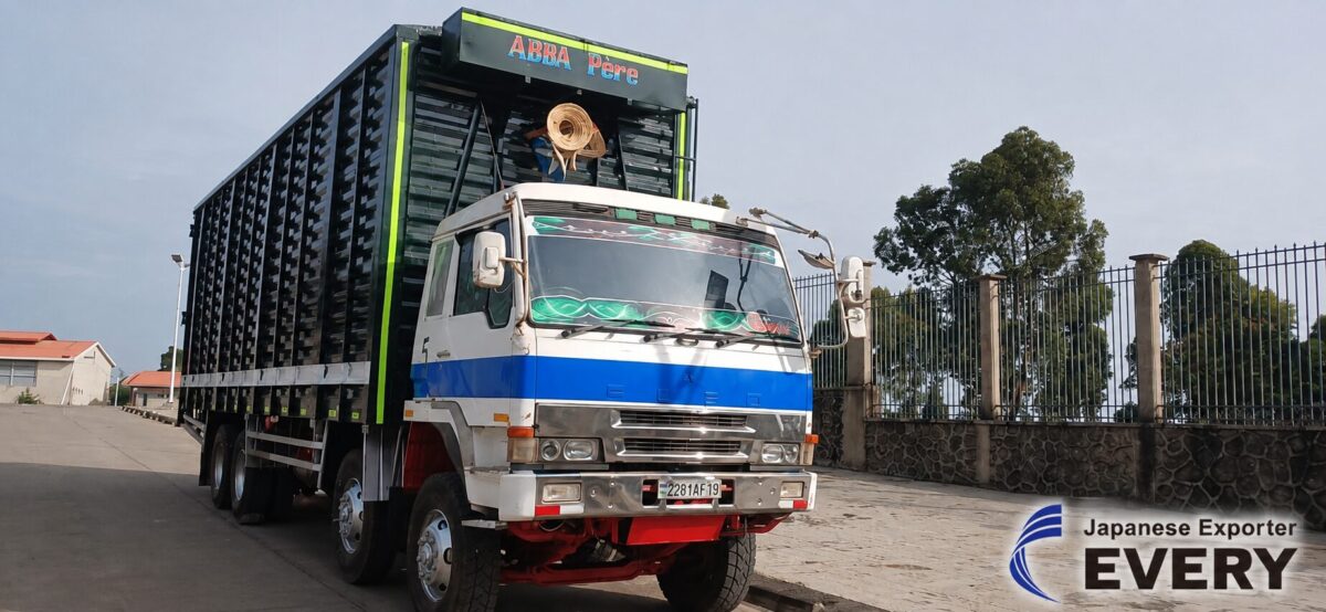 MITSUBISHI GREAT dump truck customer delivery in DR Congo from EVERYCAR.jp