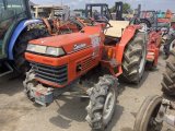 KUBOTA 