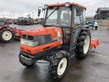 KUBOTA 