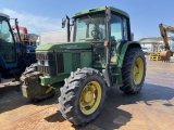 JOHN DEERE 
