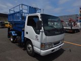 ISUZU 