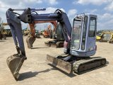KOMATSU 