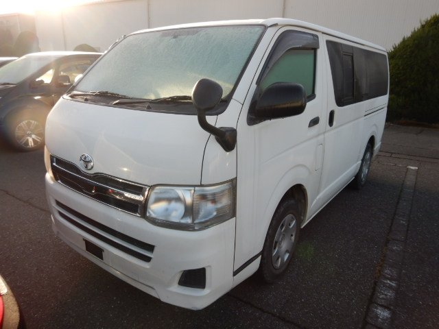 2011 hiace van for sale