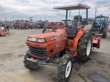 KUBOTA TRACTOR(Kubota) 32HP 4WD