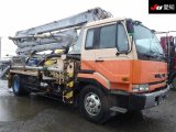NISSAN UD TRUCK CONCRETE PUMPING TRUCK RF8