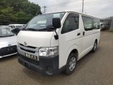 TOYOTA HIACE VAN DX