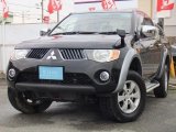 MITSUBISHI TRITON 4WD