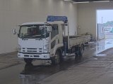 ISUZU FORWARD CRANE